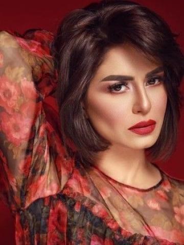 الفنانة منه فضالى