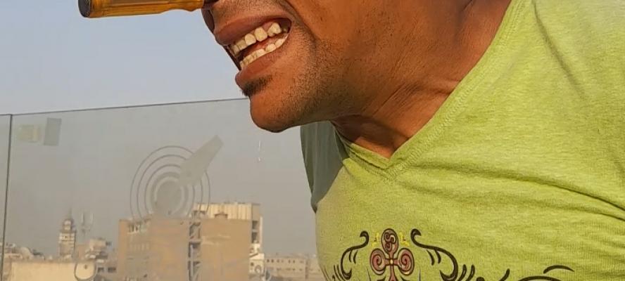 بالفيديو..محمد تايسون يضع «مفك» داخل أنفه ليستعرض قدراته الخارقة