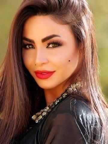 دوللى شاهين