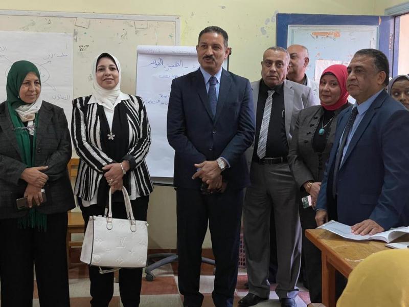 اشرف سلومة يشهد تدريب المعلمين